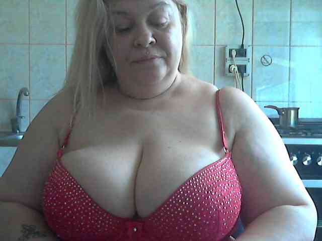 AriannaMilf webcam