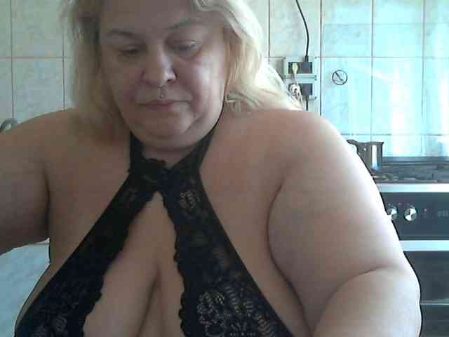 AriannaMilf webcam