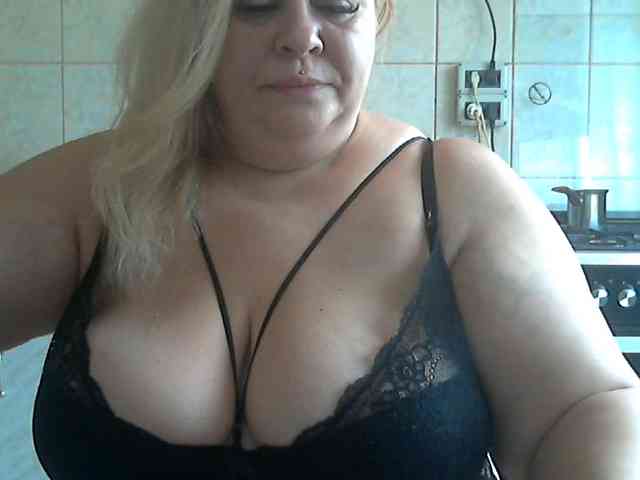AriannaMilf webcam
