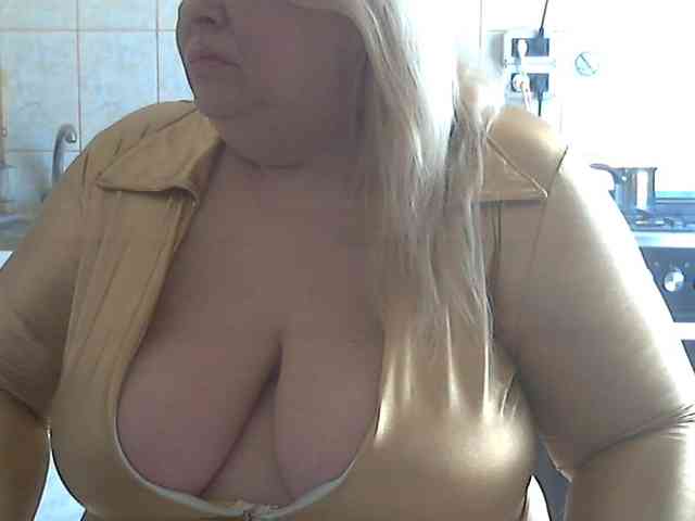 AriannaMilf webcam