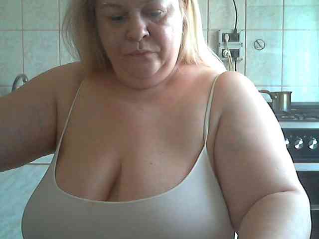 AriannaMilf webcam
