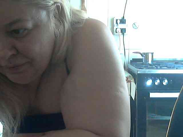 AriannaMilf webcam