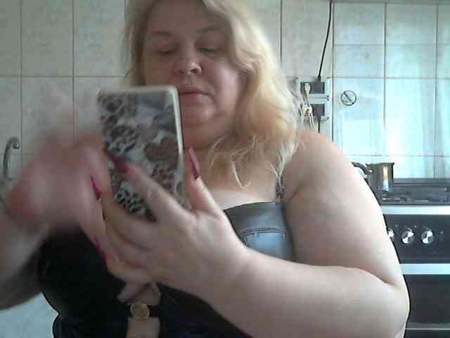 AriannaMilf webcam