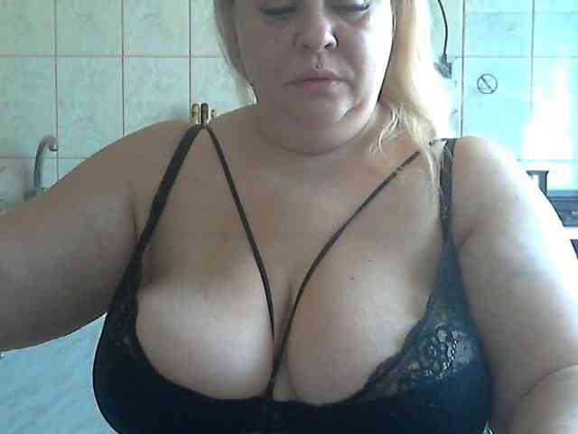 AriannaMilf webcam