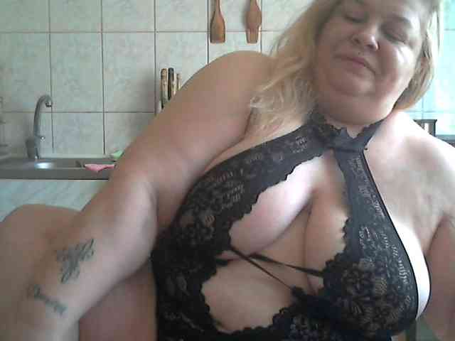 AriannaMilf webcam