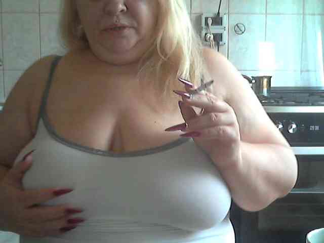 AriannaMilf webcam