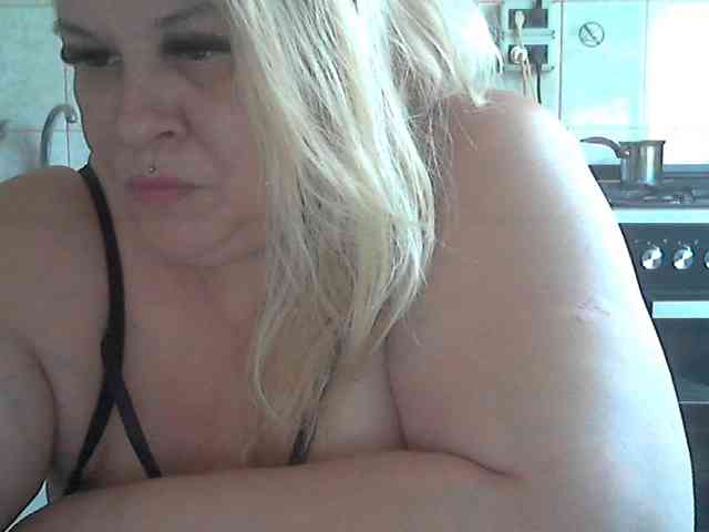 AriannaMilf webcam