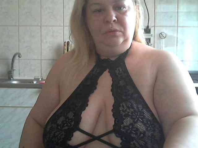 AriannaMilf webcam