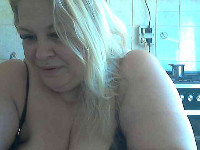 AriannaMilf webcam