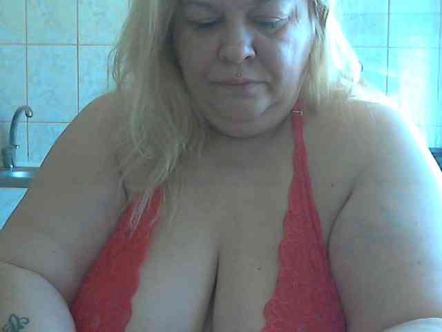 AriannaMilf webcam