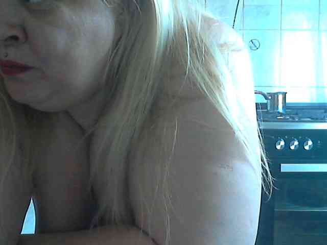 AriannaMilf webcam