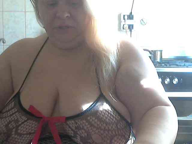 AriannaMilf webcam
