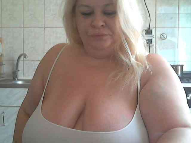 AriannaMilf webcam