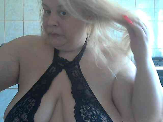AriannaMilf webcam