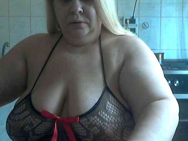 AriannaMilf webcam