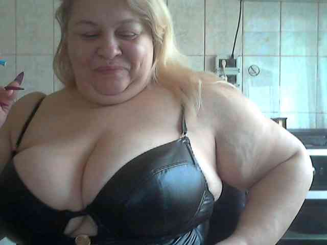 AriannaMilf webcam