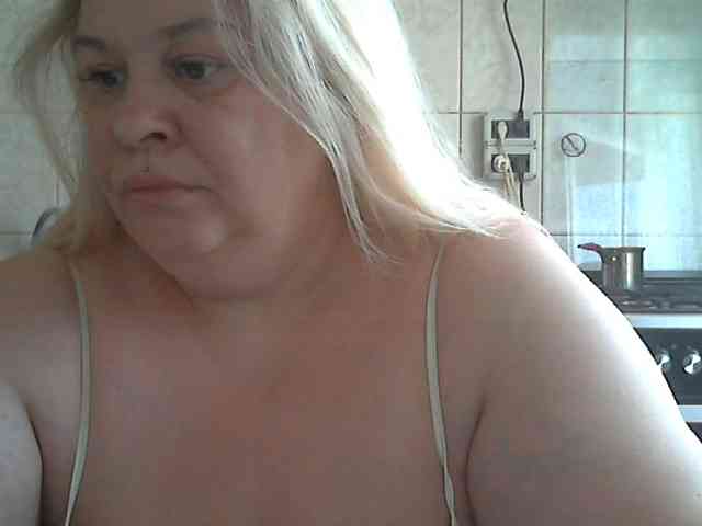AriannaMilf webcam