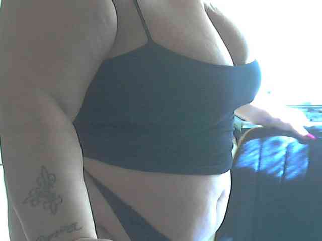 AriannaMilf webcam