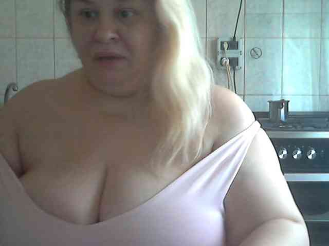 AriannaMilf webcam