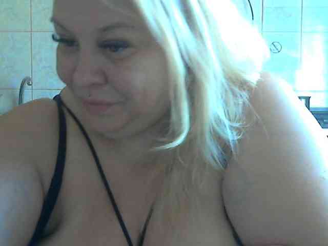AriannaMilf webcam