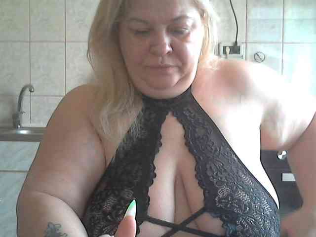 AriannaMilf webcam