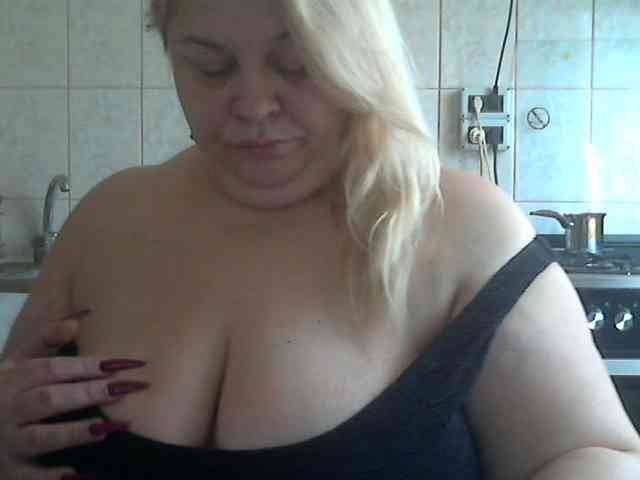 AriannaMilf webcam