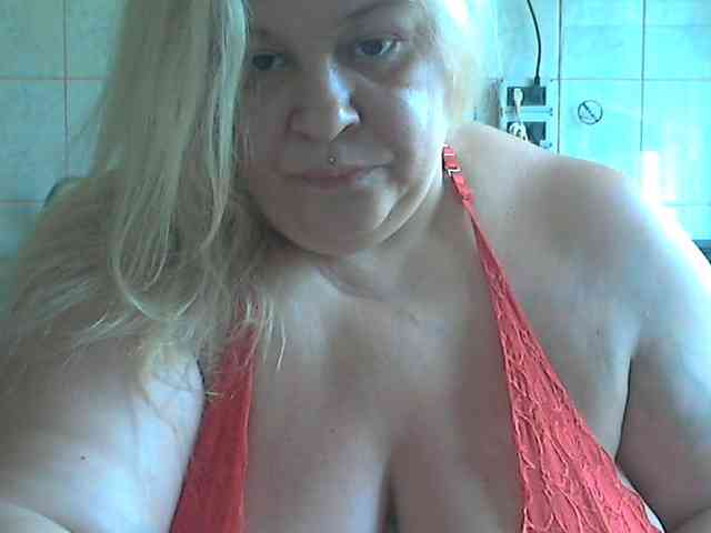 AriannaMilf webcam