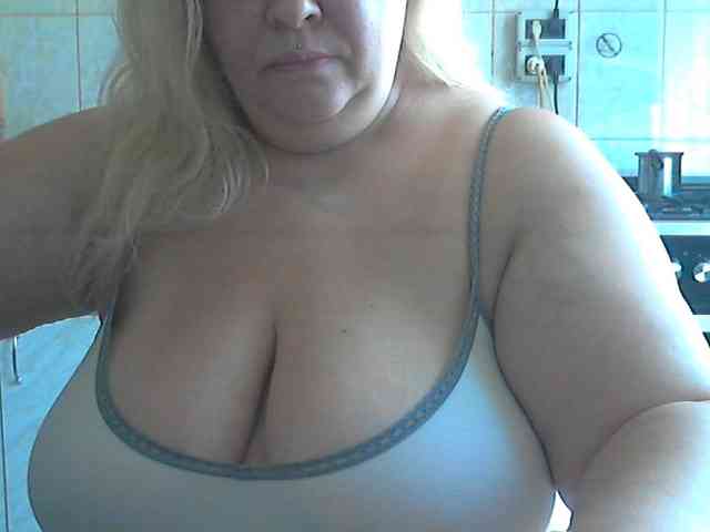 AriannaMilf webcam