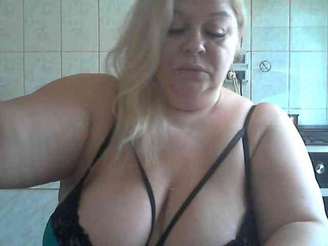 AriannaMilf webcam