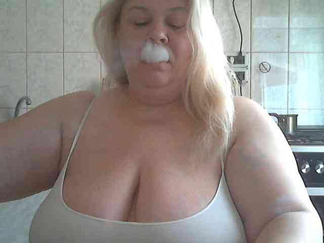 AriannaMilf webcam