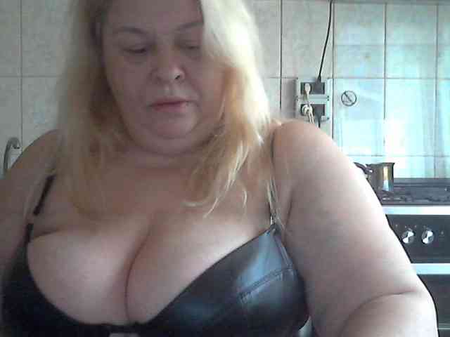 AriannaMilf webcam