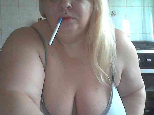 AriannaMilf webcam