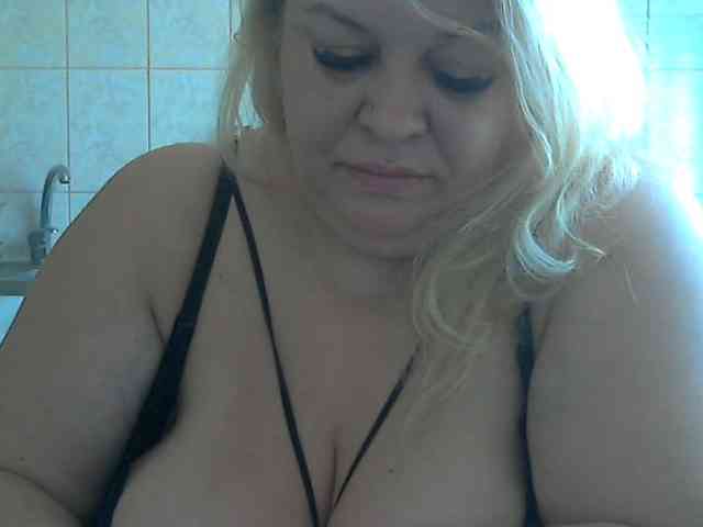 AriannaMilf webcam