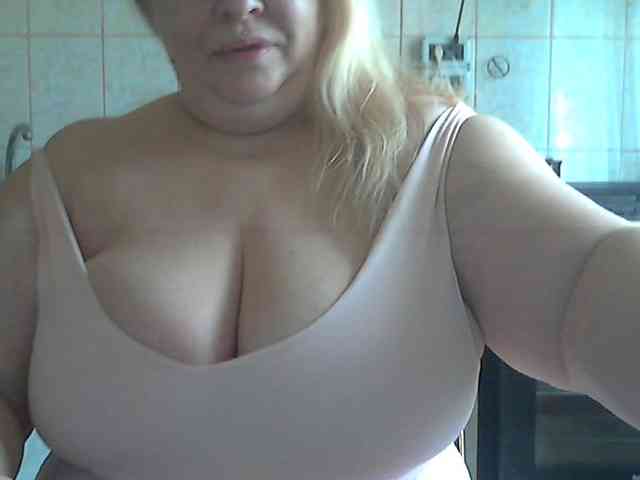 AriannaMilf webcam