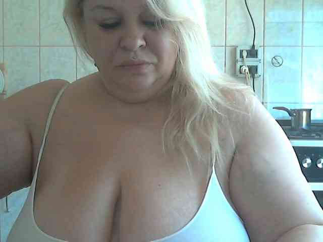 AriannaMilf webcam
