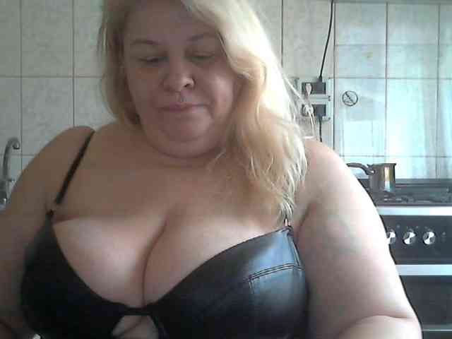 AriannaMilf webcam