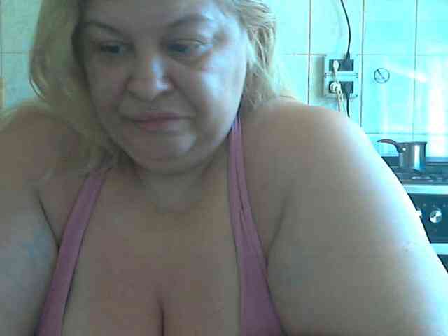 AriannaMilf webcam