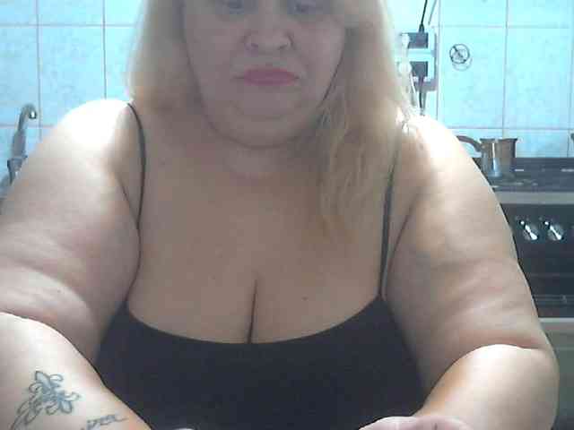 AriannaMilf webcam