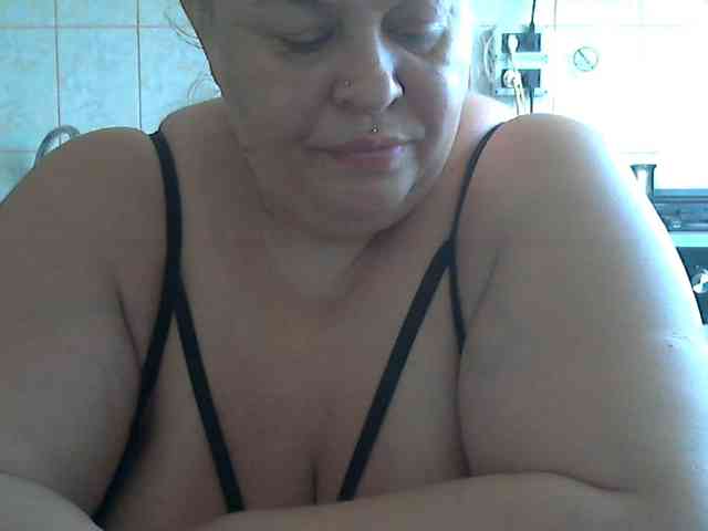 AriannaMilf webcam