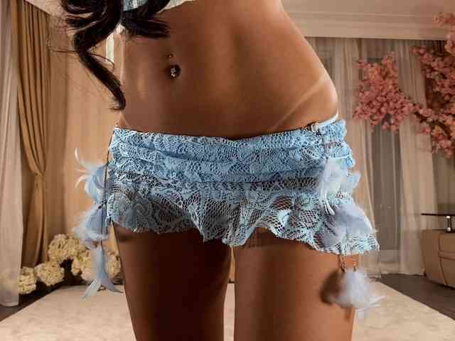 Sensual-giaa Live Webcam on BongaCams