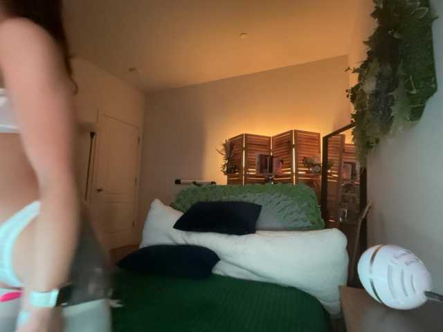 PreeminentJess's BongaCams show and profile