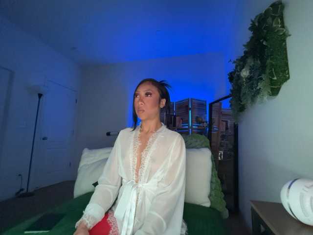 PreeminentJess's BongaCams show and profile