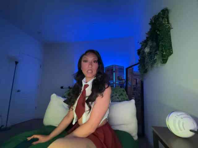 PreeminentJess webcam