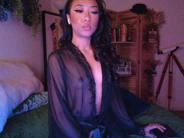 PreeminentJess webcam