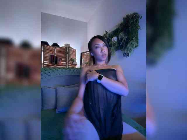 PreeminentJess webcam