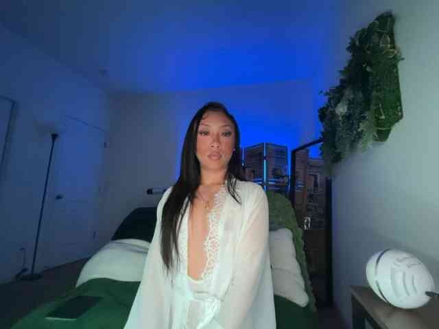 PreeminentJess webcam