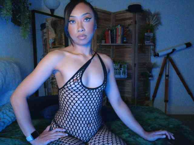 PreeminentJess webcam
