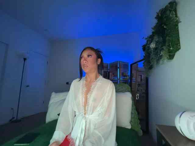 PreeminentJess webcam