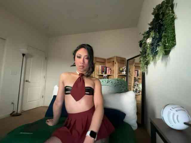 PreeminentJess webcam