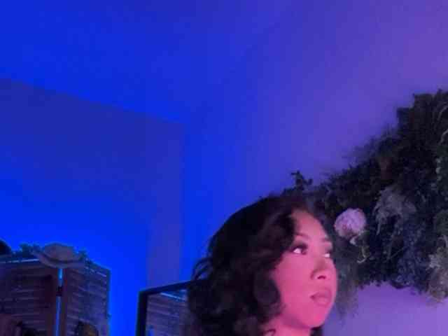 PreeminentJess webcam